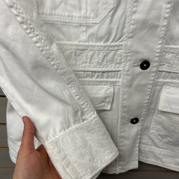 White Utility Button-Front Jacket with Patch Pockets - Picture 9 of 11